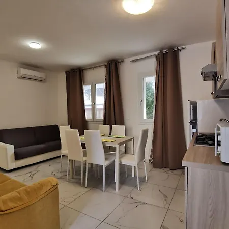 Ferienwohnung Fuer 6 Personen Ca 45 M In Bibione, Venetien Provinz Venedig * Bibione