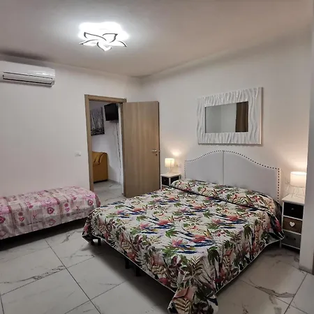 Apartment Ferienwohnung Fuer 6 Personen Ca 45 M In Bibione, Venetien Provinz Venedig Bibione